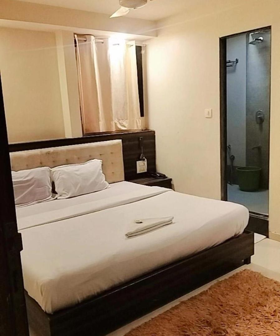 Avion Park Executive Hotel