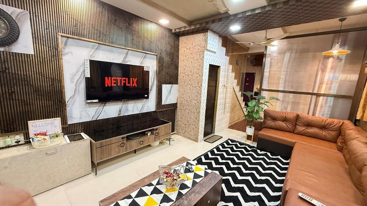 Lavish Row House Near Us Consulate Bkc & Nmacc & Jio World Center