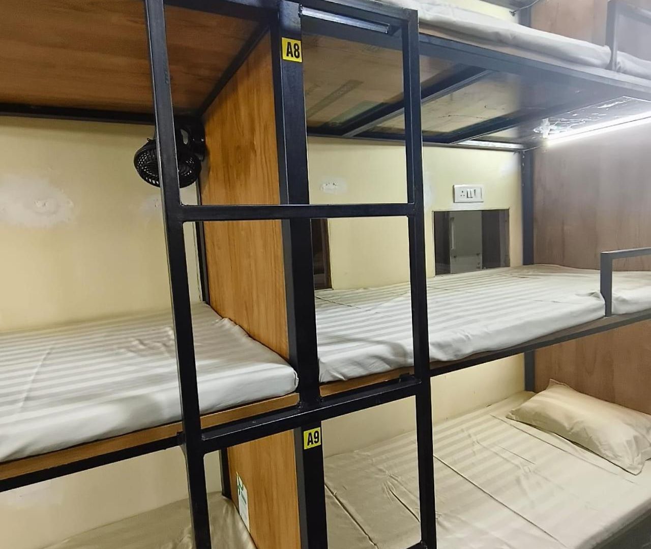 Hans Hostel Mumbai