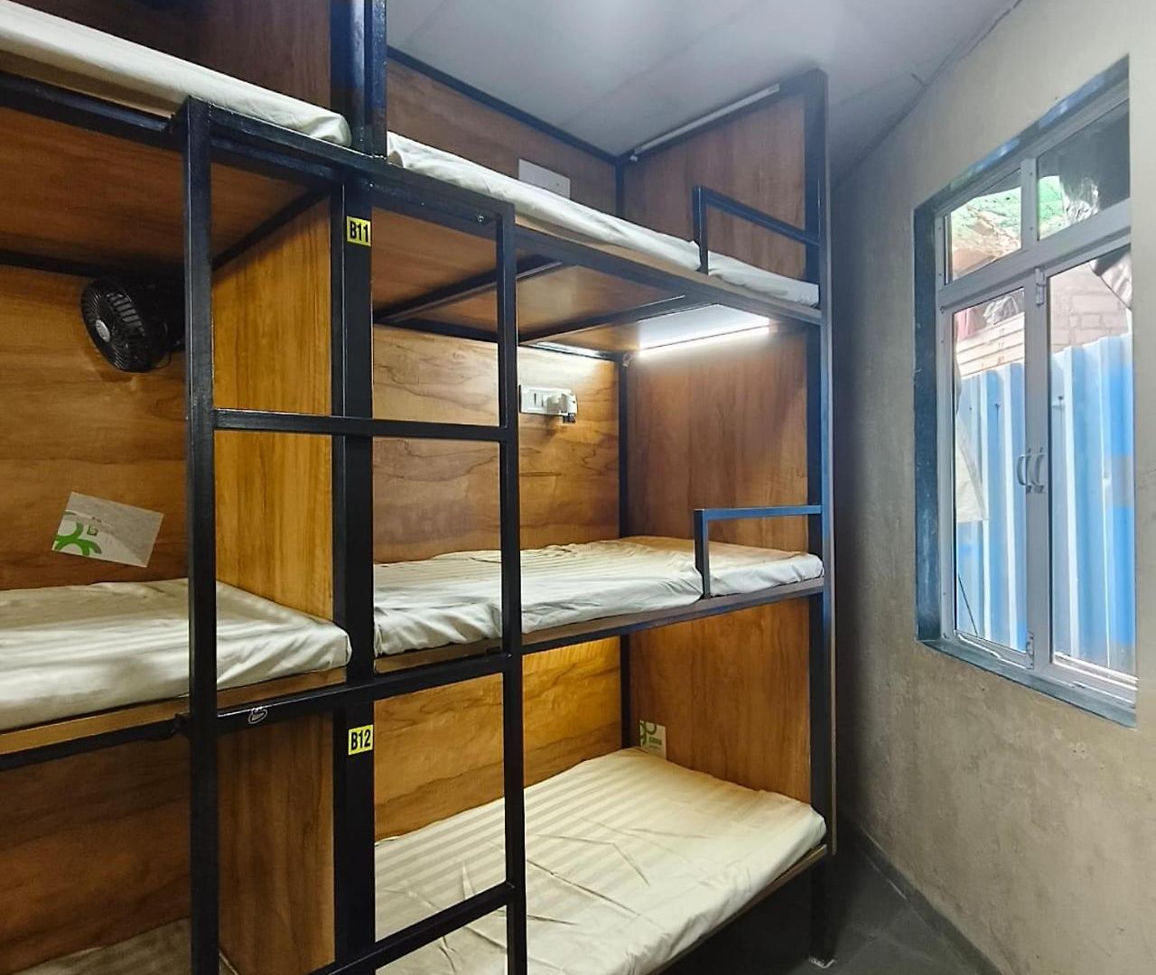 Hostel Hans