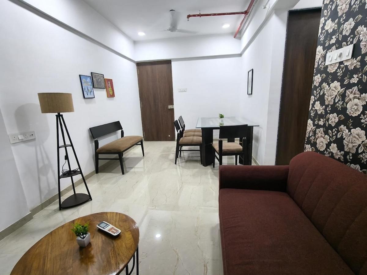 Apartment Iuc 301 Private 1bhk 3 Min Nesco Nirlon *
