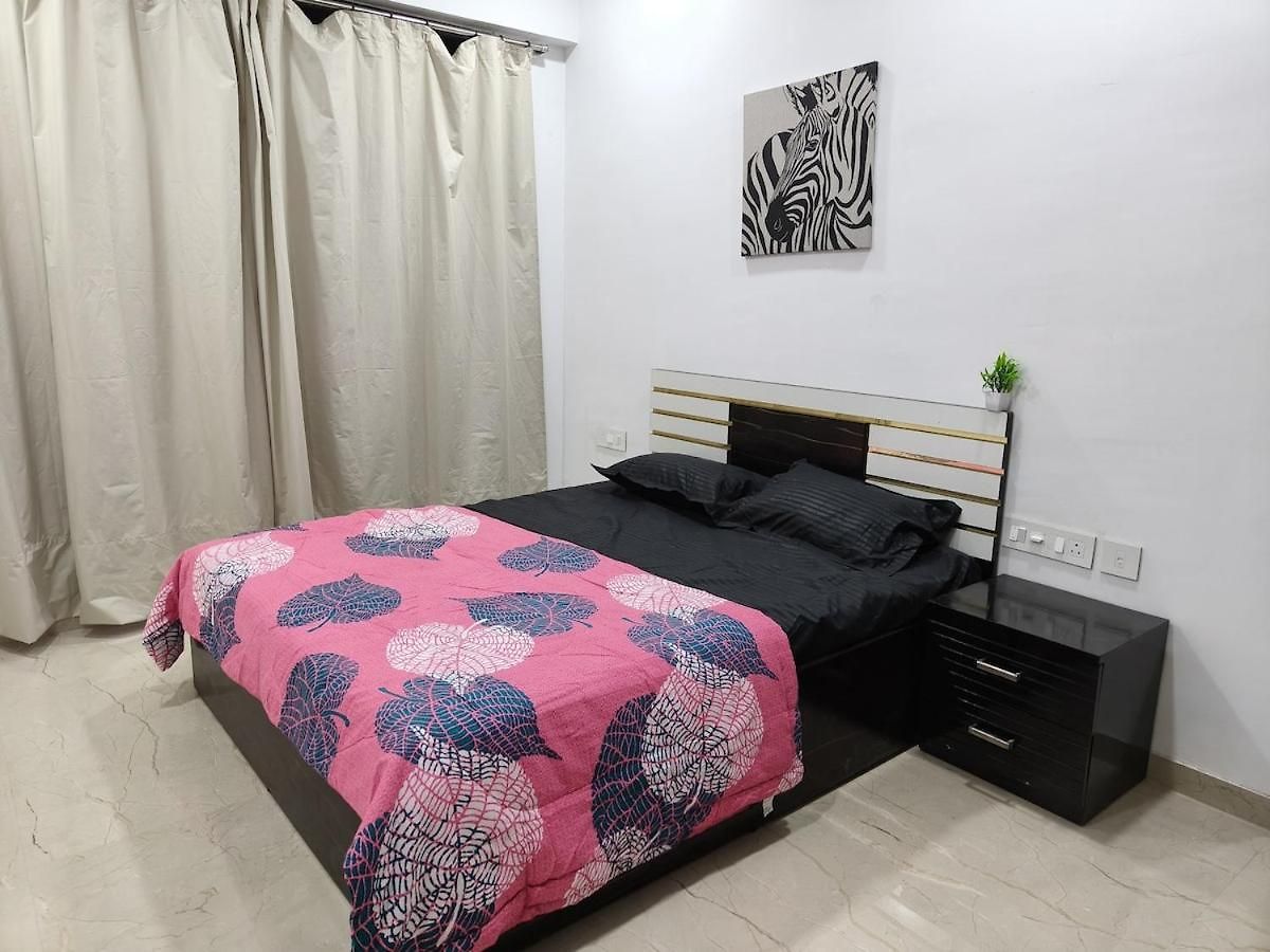 Iuc 301 Private 1bhk 3 Min Nesco Nirlon *