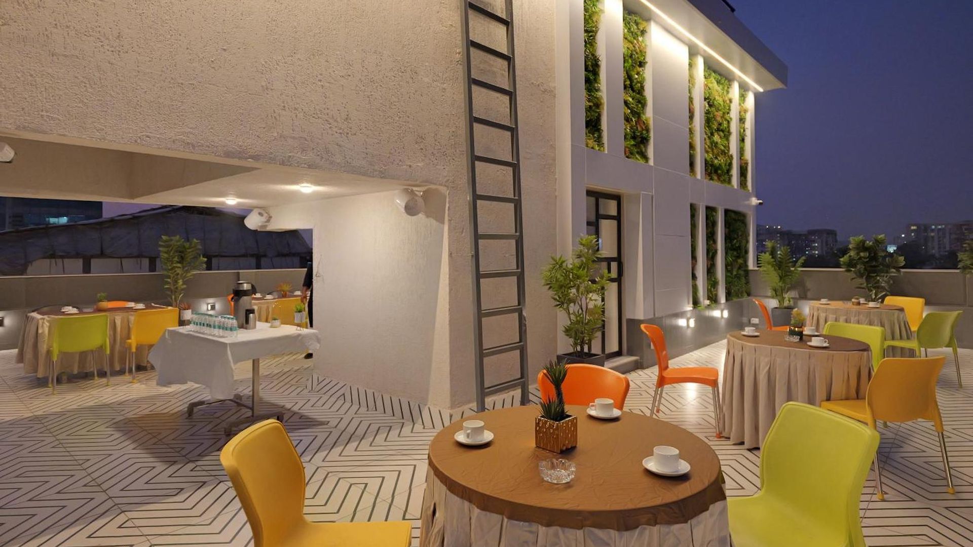 Hotel Planet Boutique Mumbai