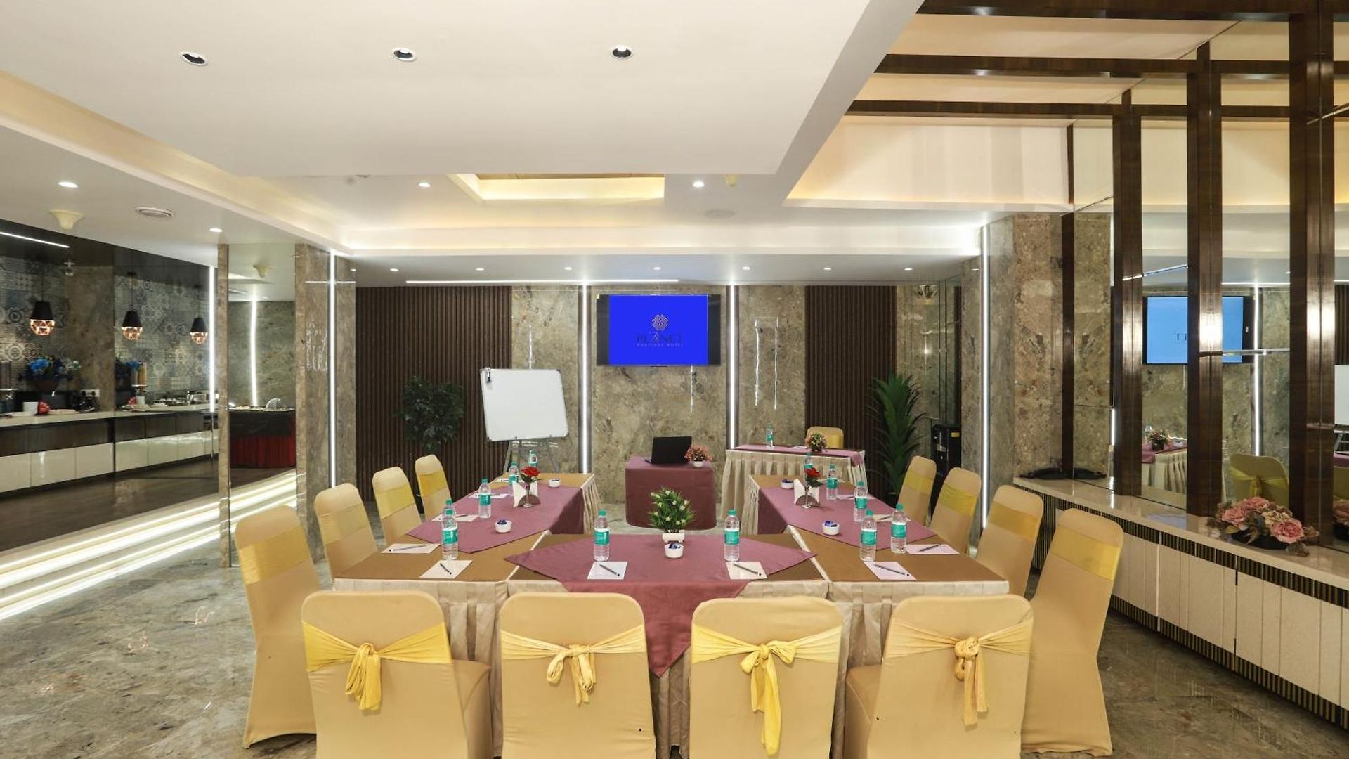 Hotel Planet Boutique 3*