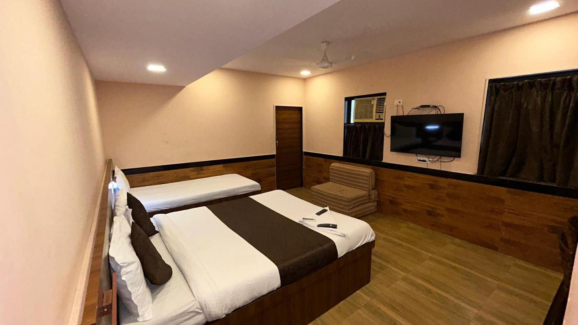 Lucky Serviced -near Bkc