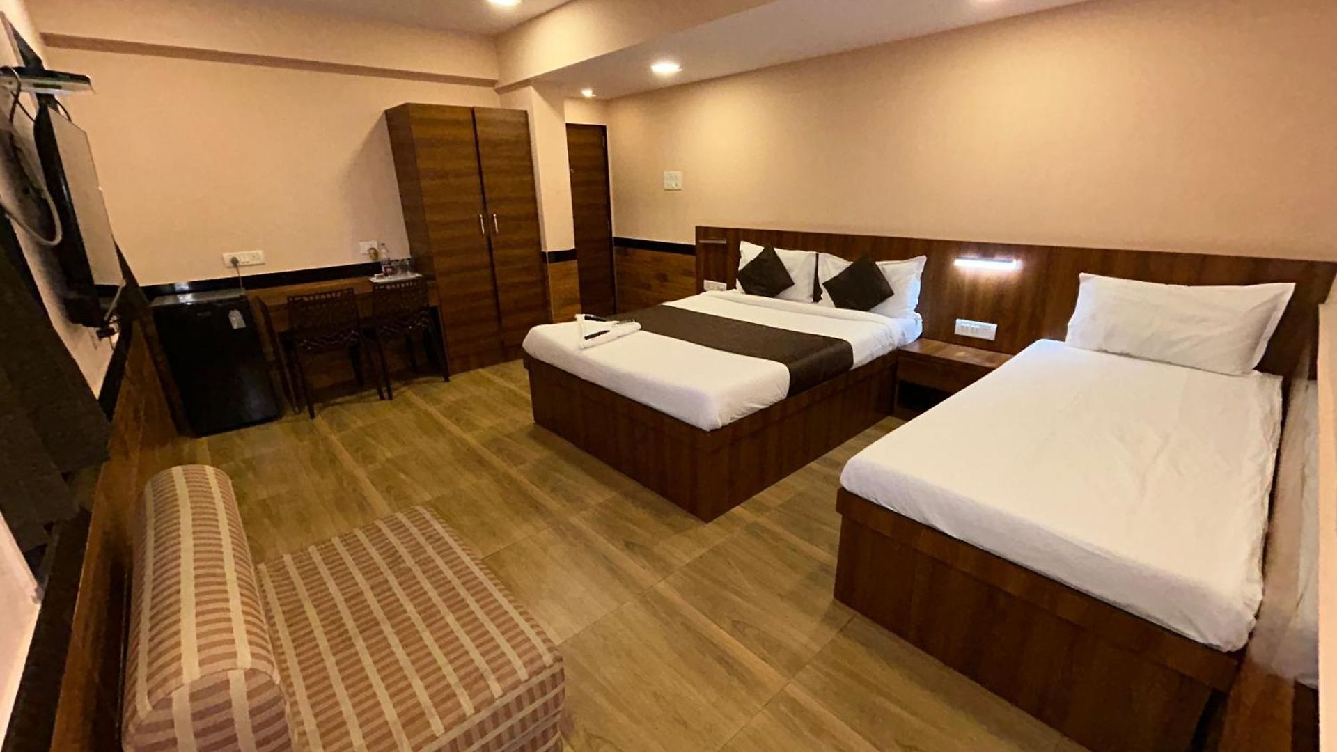 Lucky Serviced -near Bkc *
