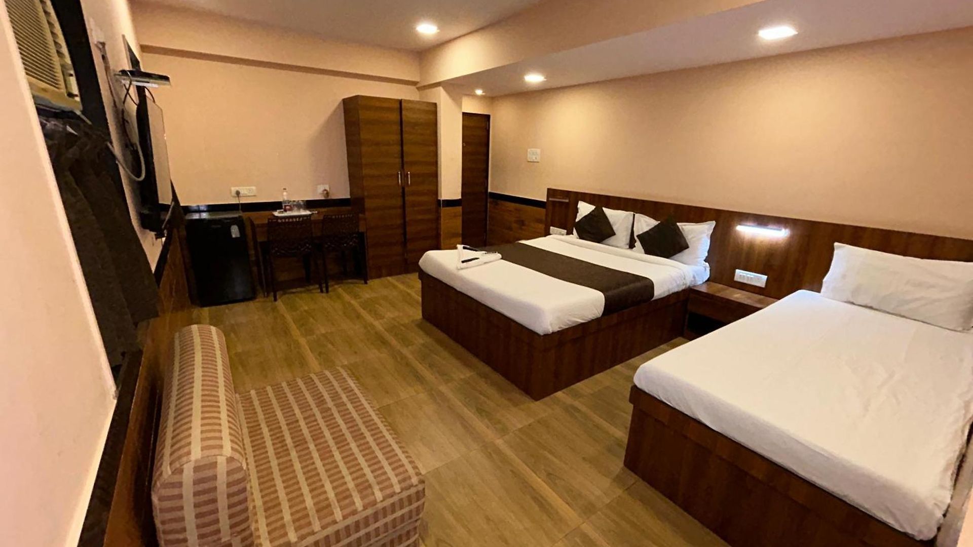 Lucky Serviced -near Bkc