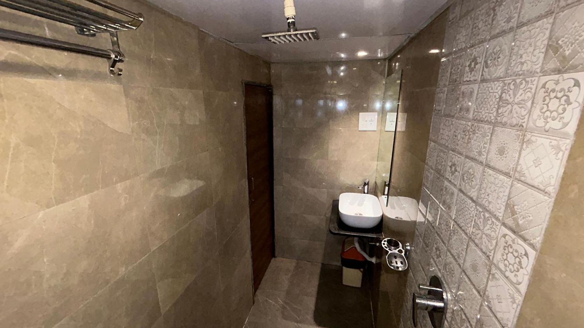 Lucky Serviced -near Bkc