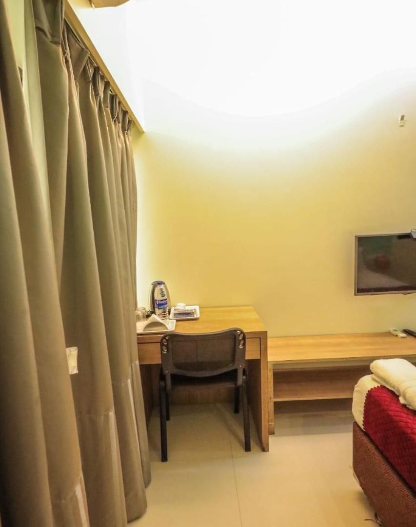 Akasa International Near T-2 International Airport Hotel 3*