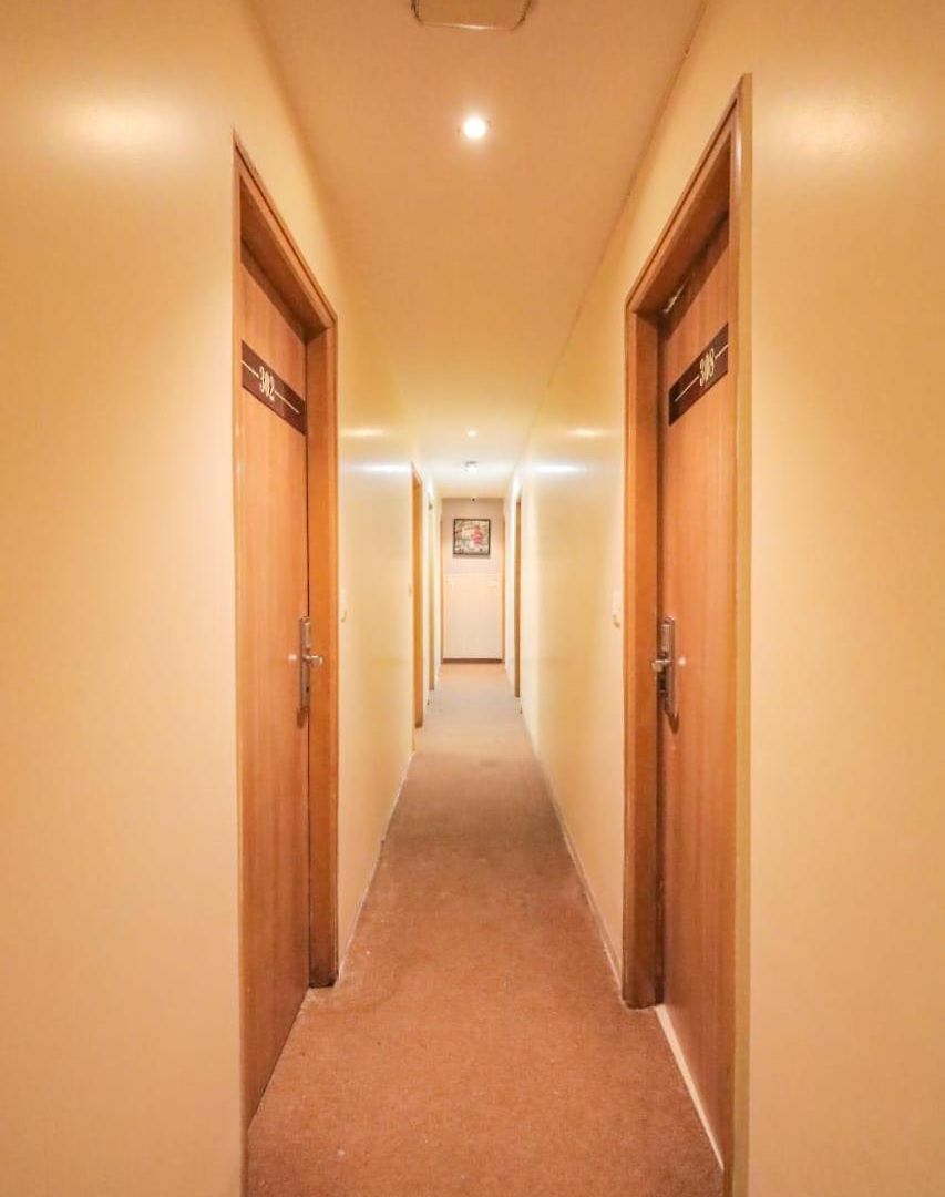 Hotel Akasa International Near T-2 International Airport 3*