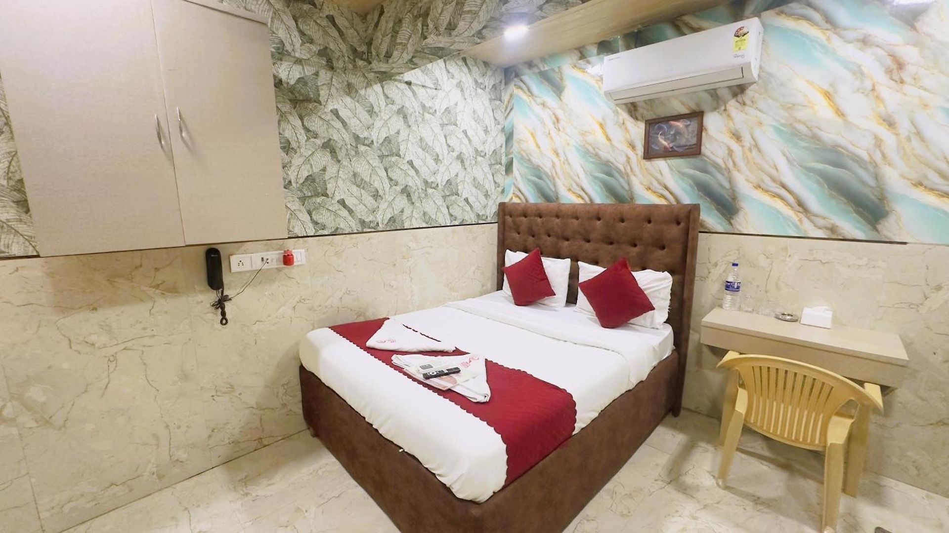 Newyork By Stayzy Hotel Mumbai