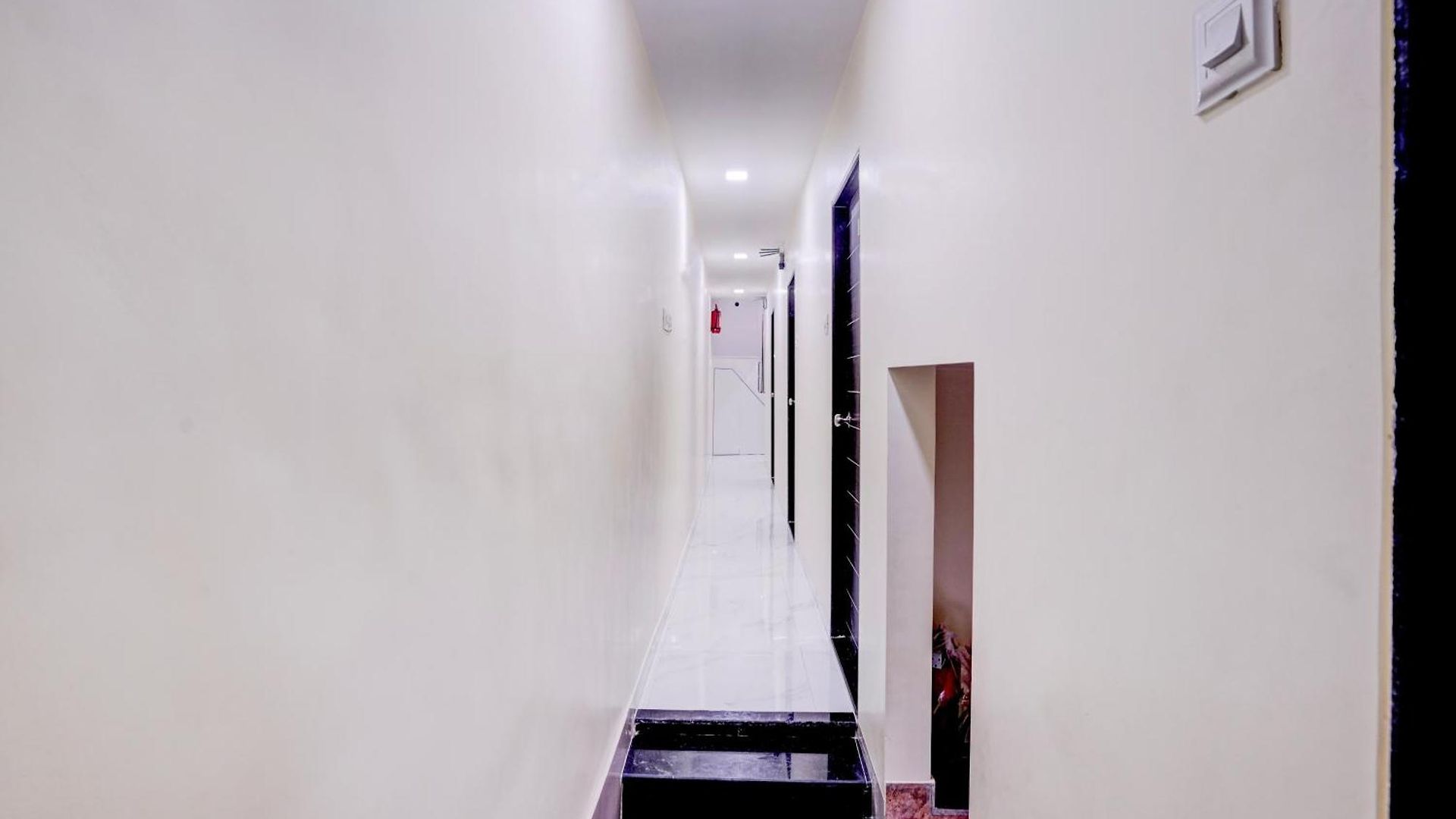 Hotel O Class Mumbai