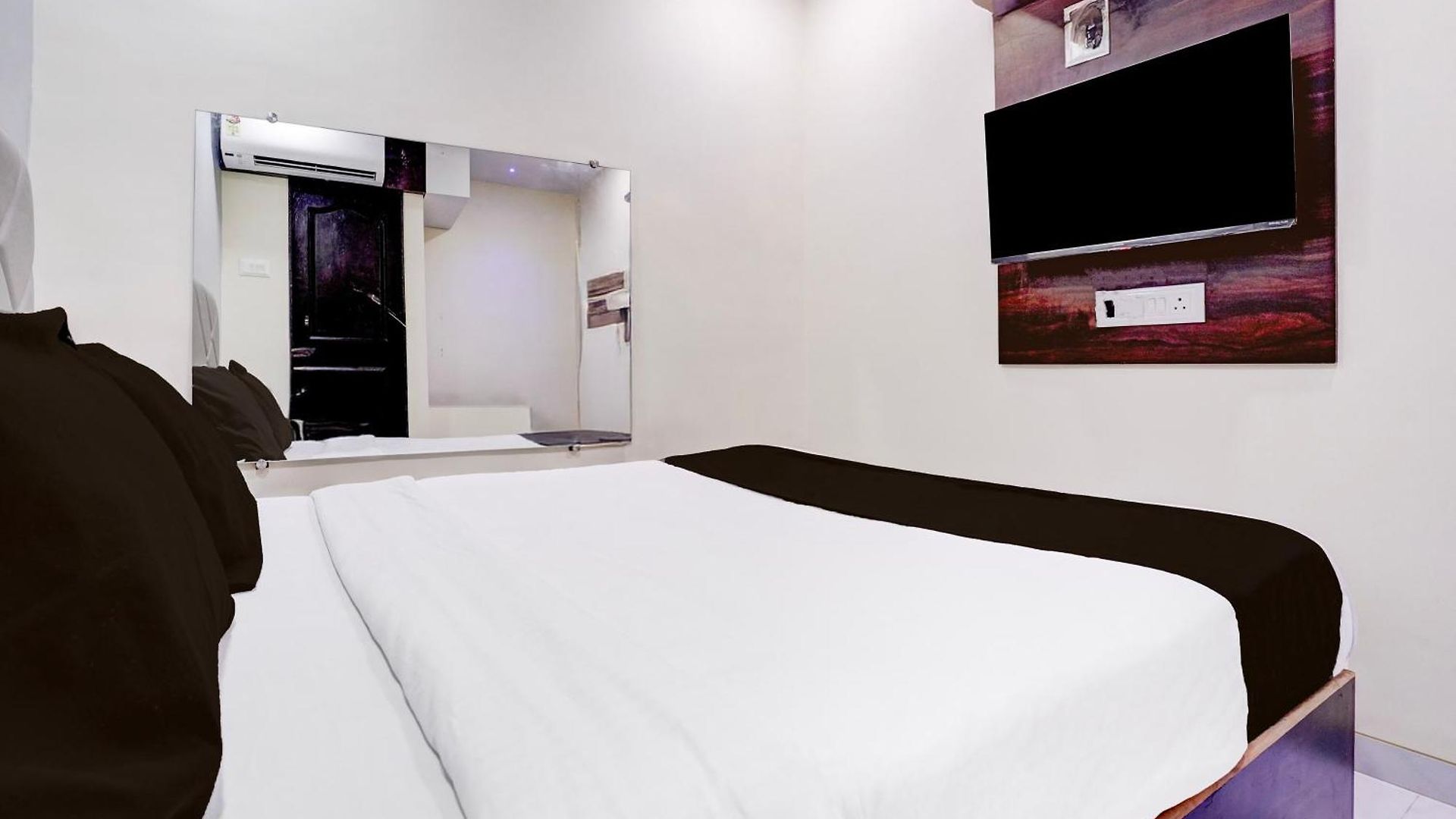 O Class Hotel Mumbai