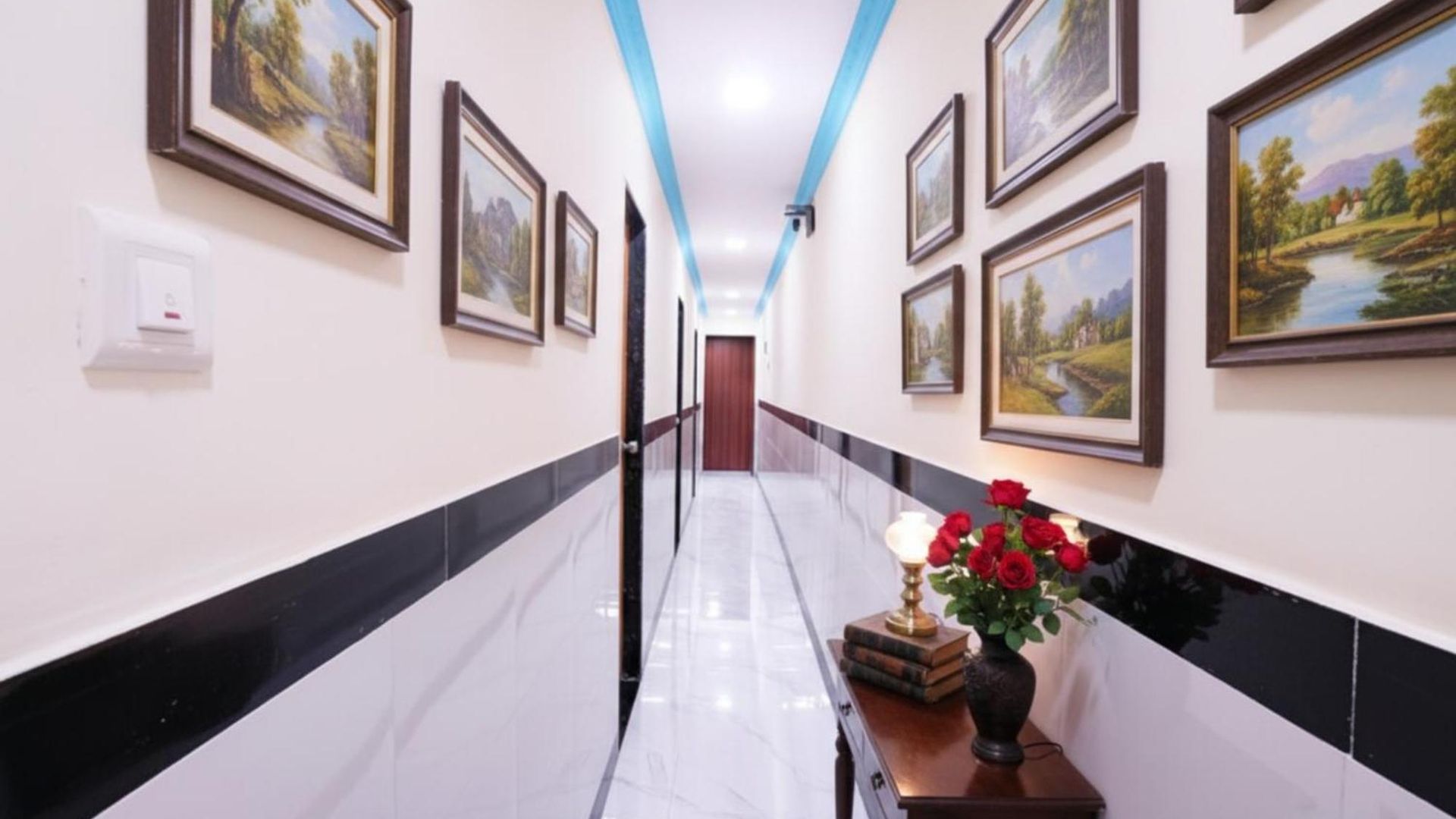 Via Raj Palace