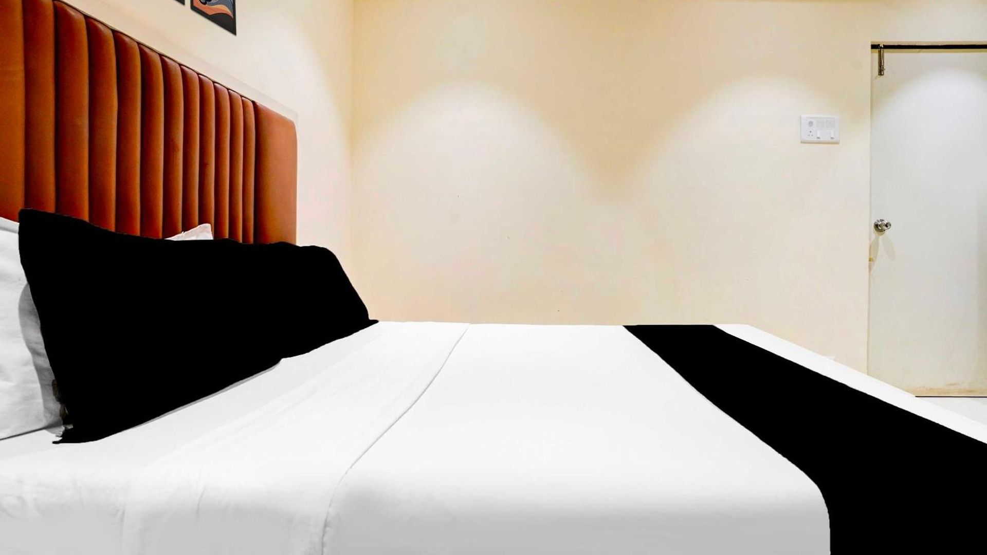 Townhouse Ulhasnagar Railway Station Hotel 3*