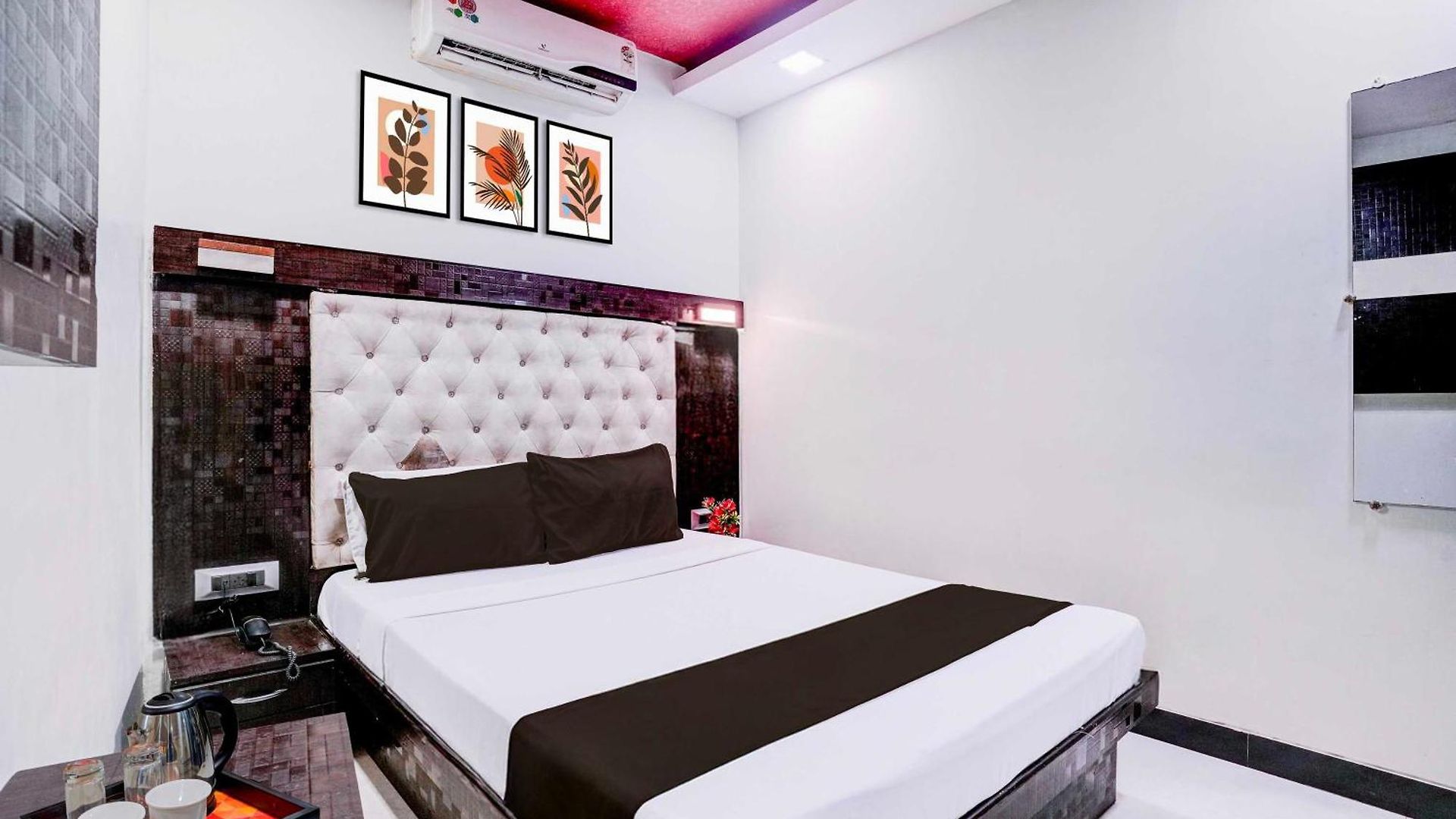 Townhouse Asalpha Near International Airport 3*