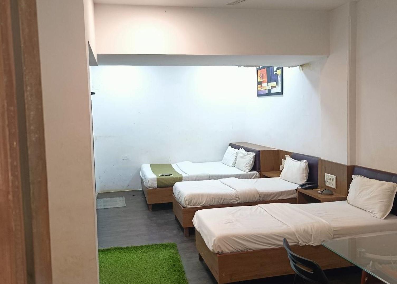 Gift Hotel *