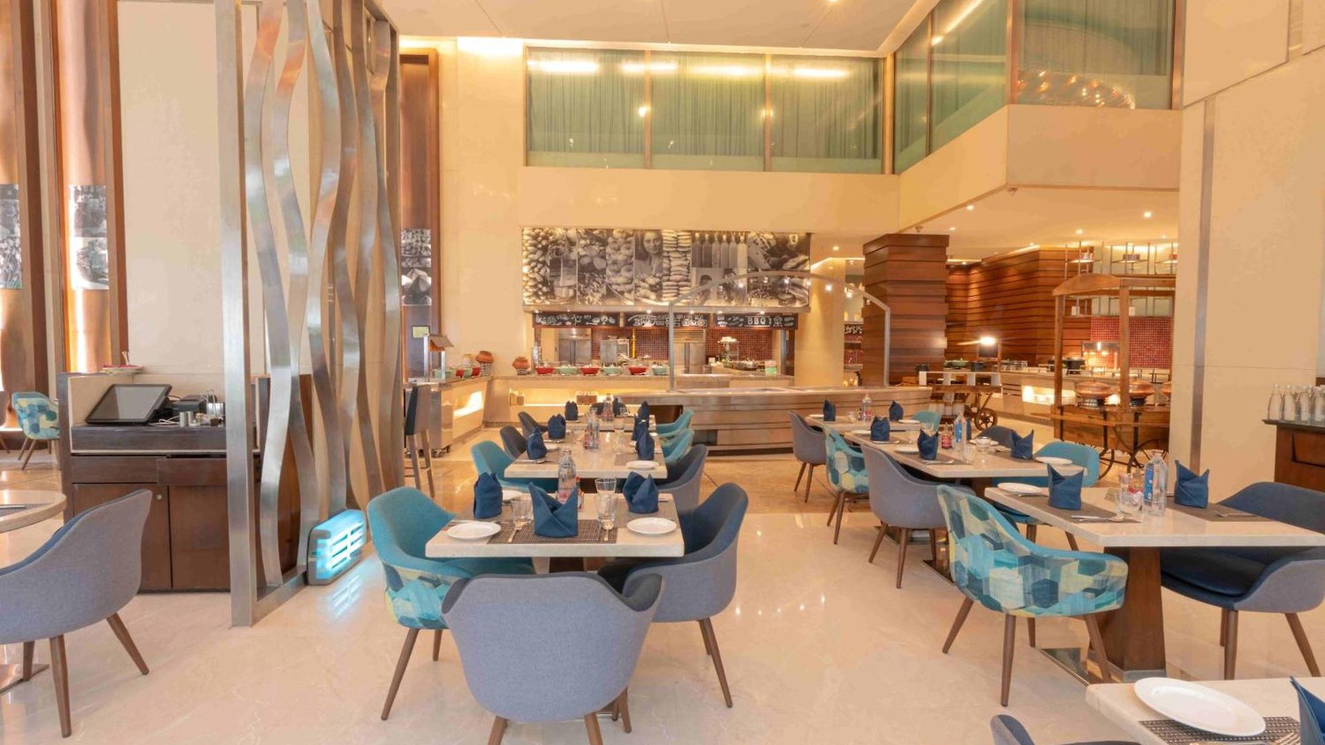 Hotel International Airport By Ihg 5*