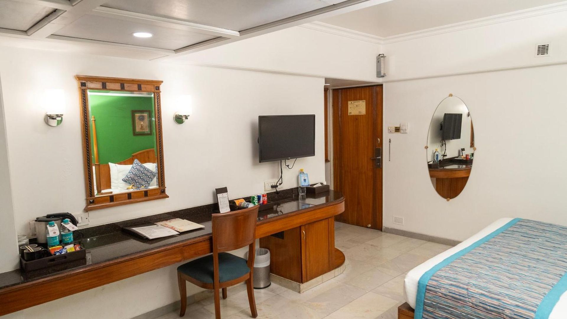Hotel Ramee Guestline Dadar