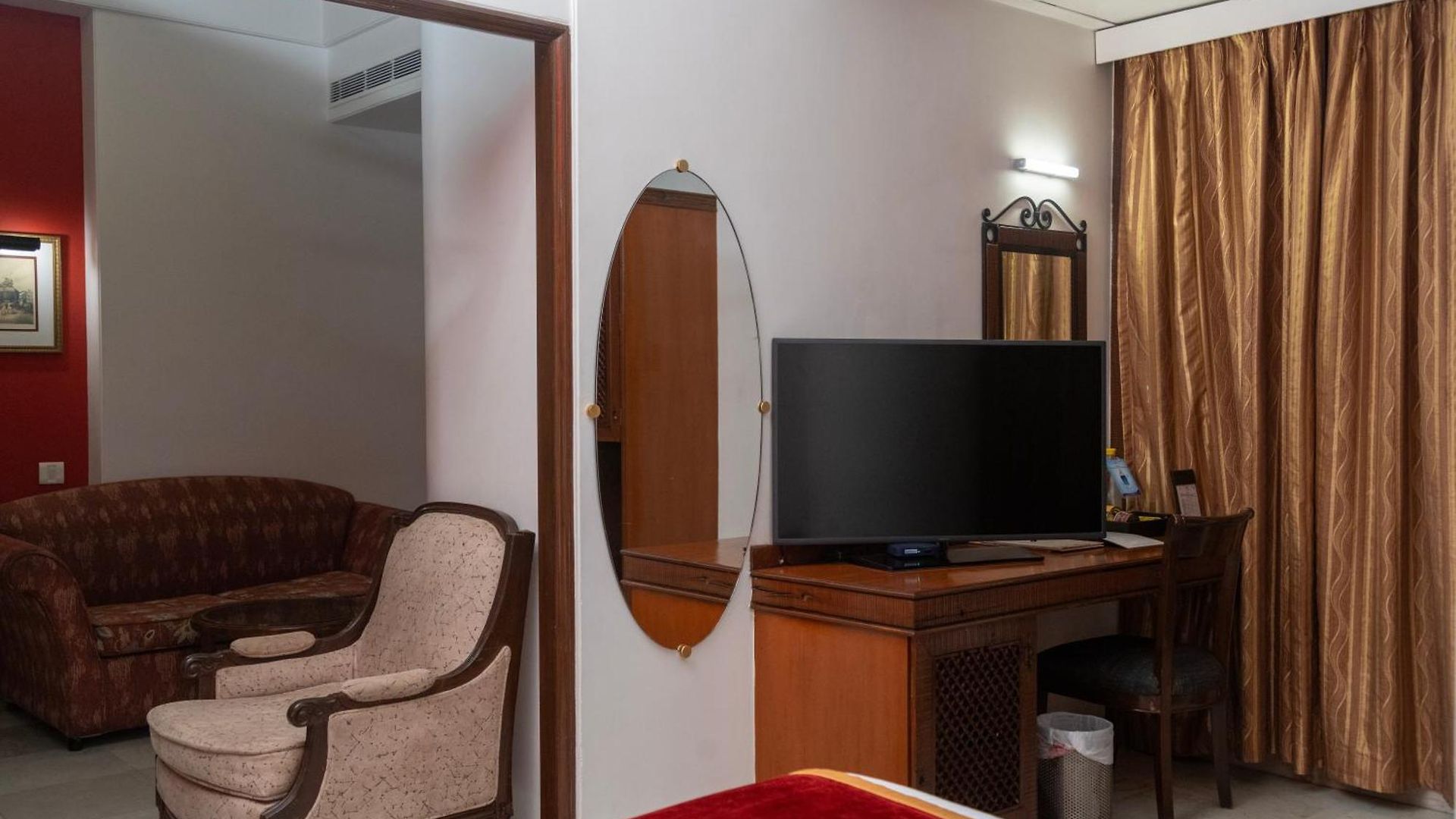 Ramee Guestline Dadar Hotel 4*