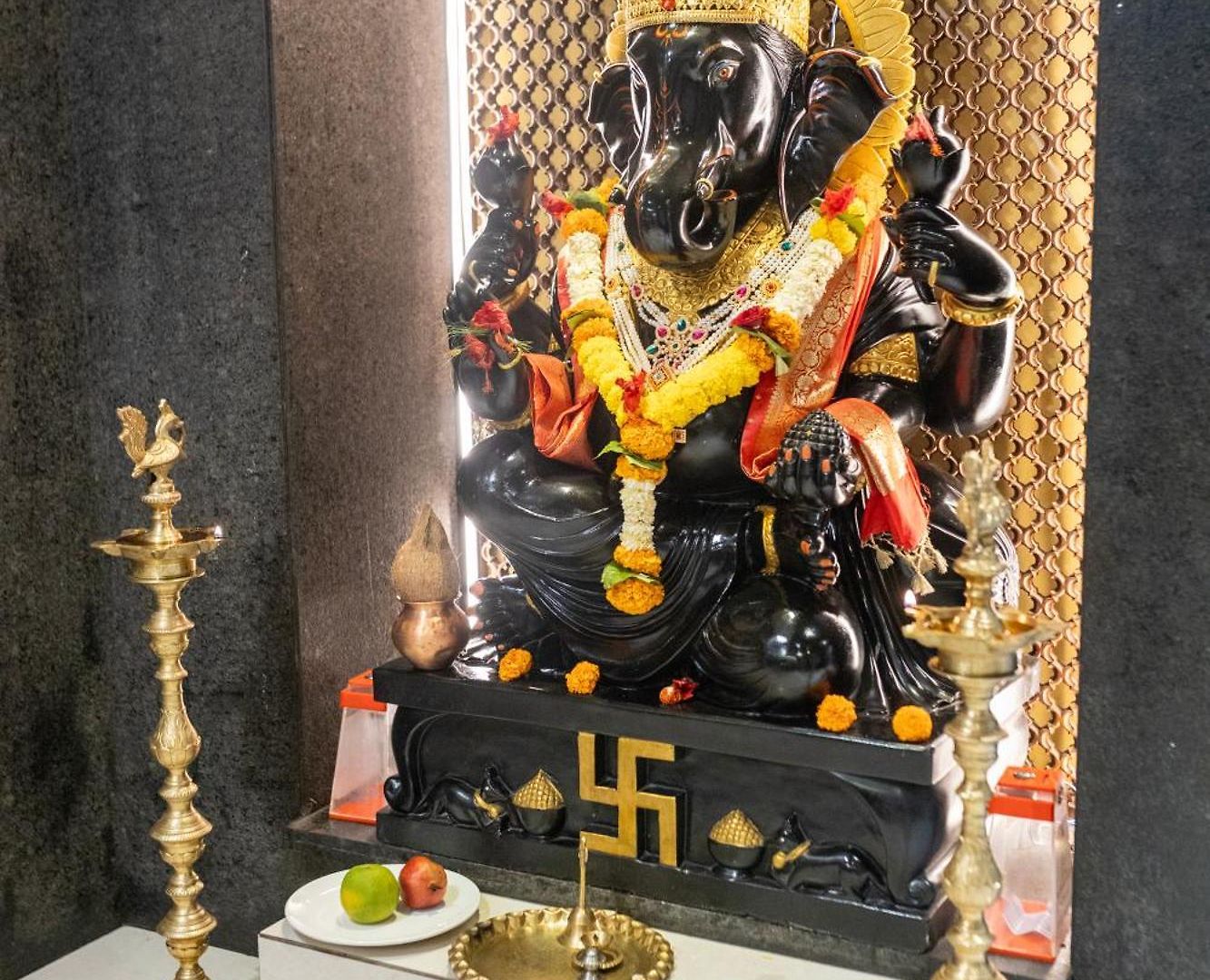 Hotel Ramee Guestline Dadar Mumbai