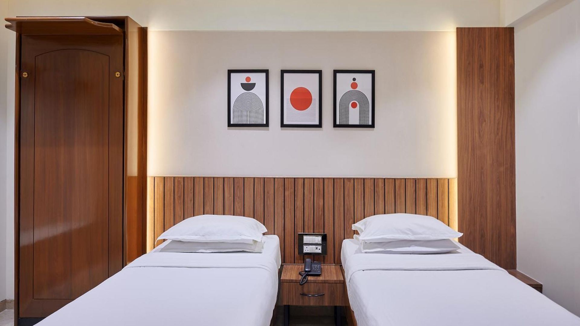 Hotel Karl Residency 3*