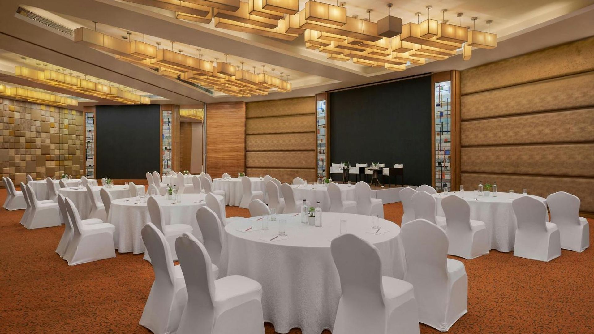 Meluha The Fern Mumbai, Powai, Series By Marriott