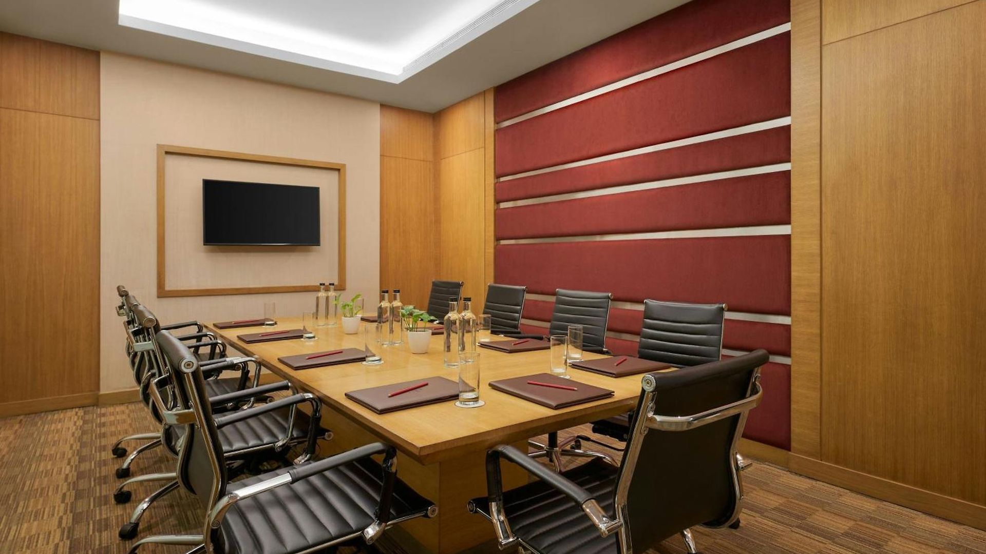Meluha The Fern Mumbai, Powai, Series By Marriott 5*
