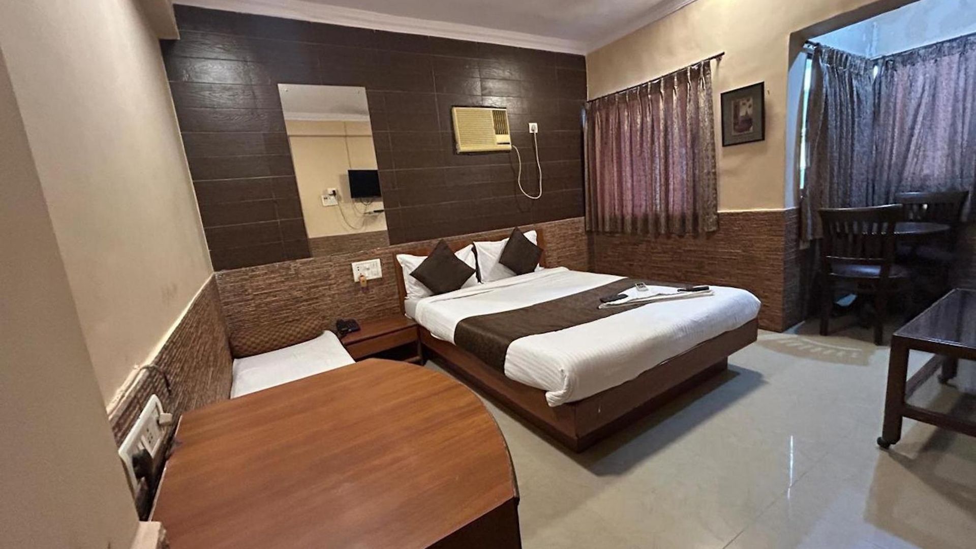 Hotel Hotel Lucky Near Bkc
