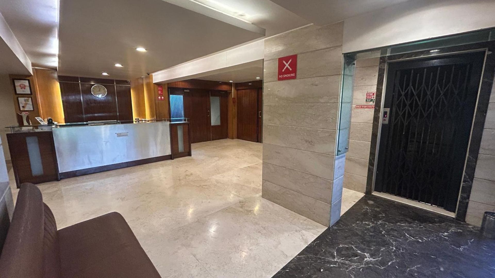Hotel Hotel Lucky Near Nesco Mumbai