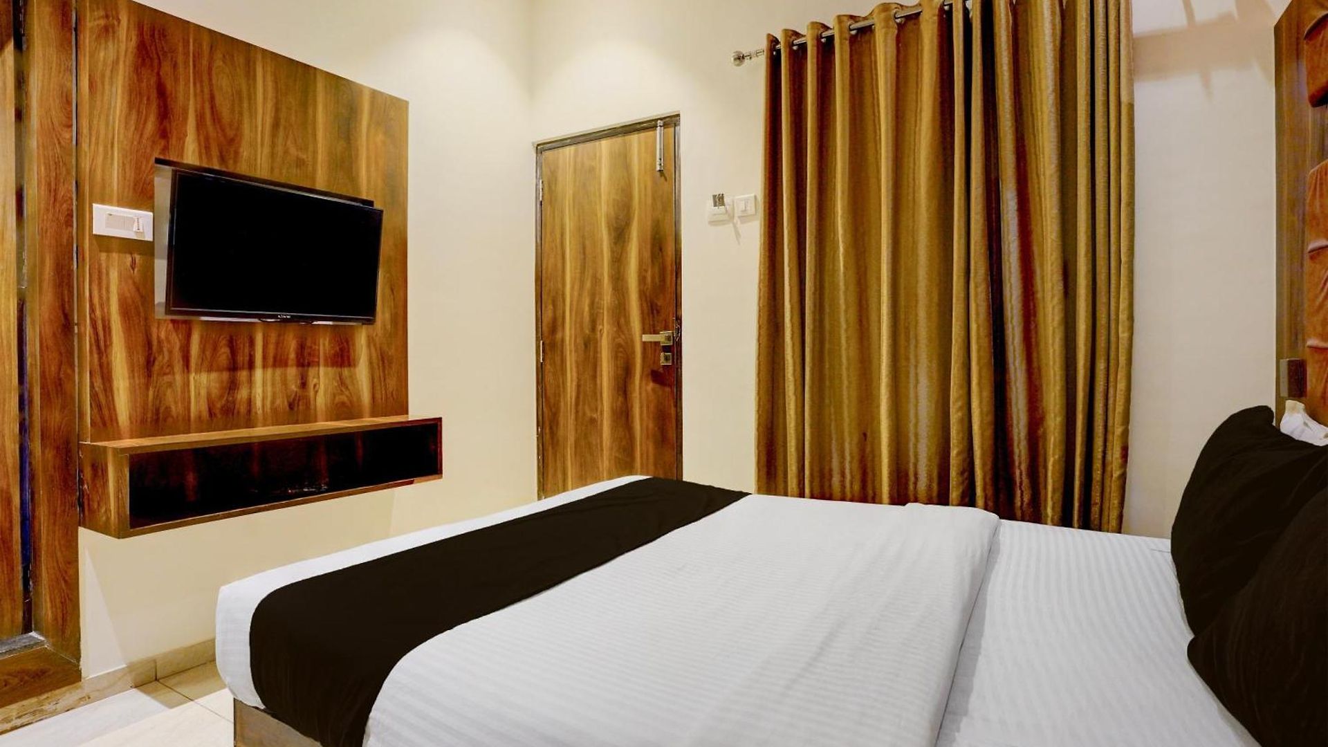 Super Townhouse Andheri Sakinaka Metro Formerly 3*