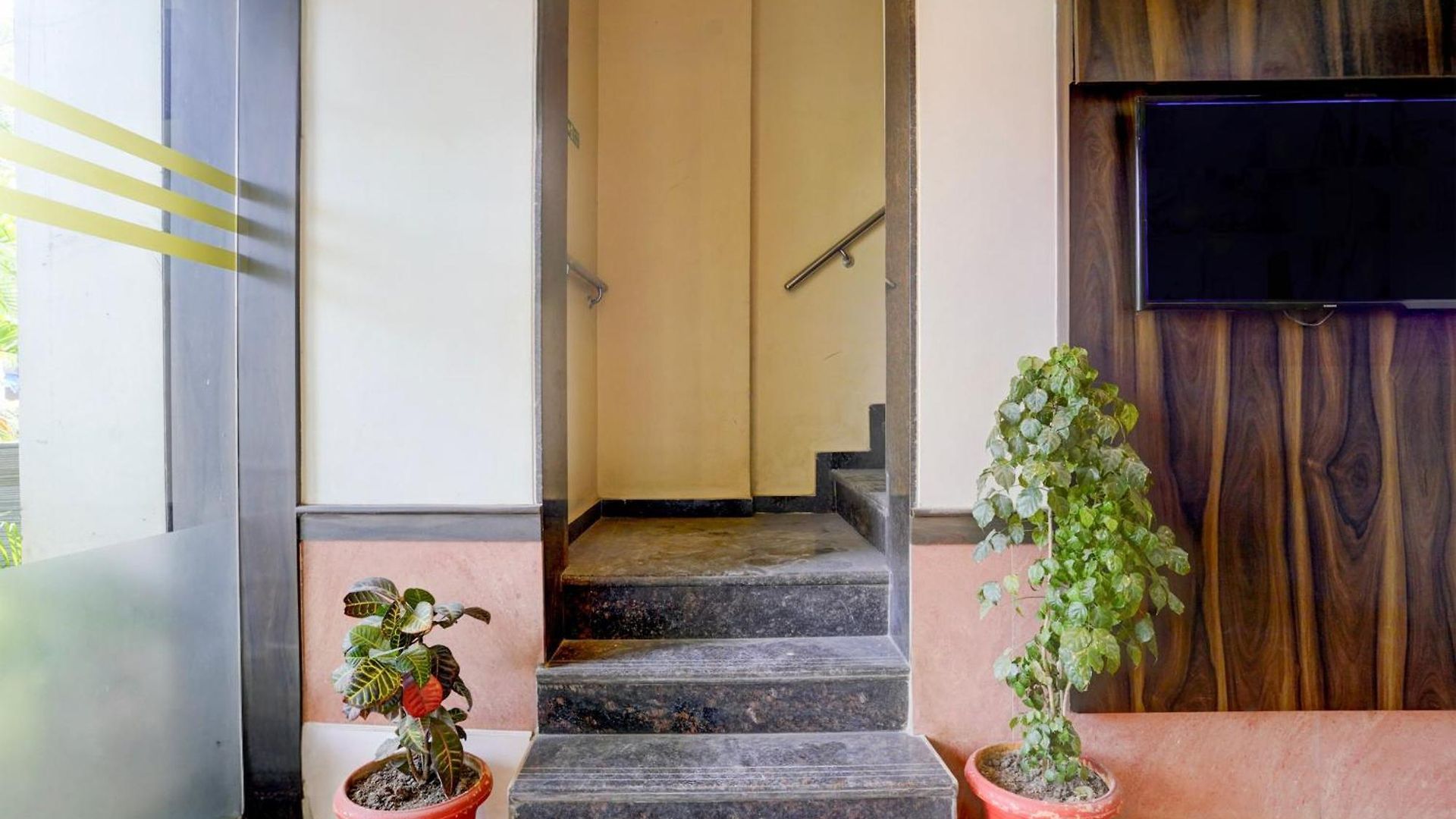 Super Townhouse Andheri Sakinaka Metro Formerly 3* Mumbai