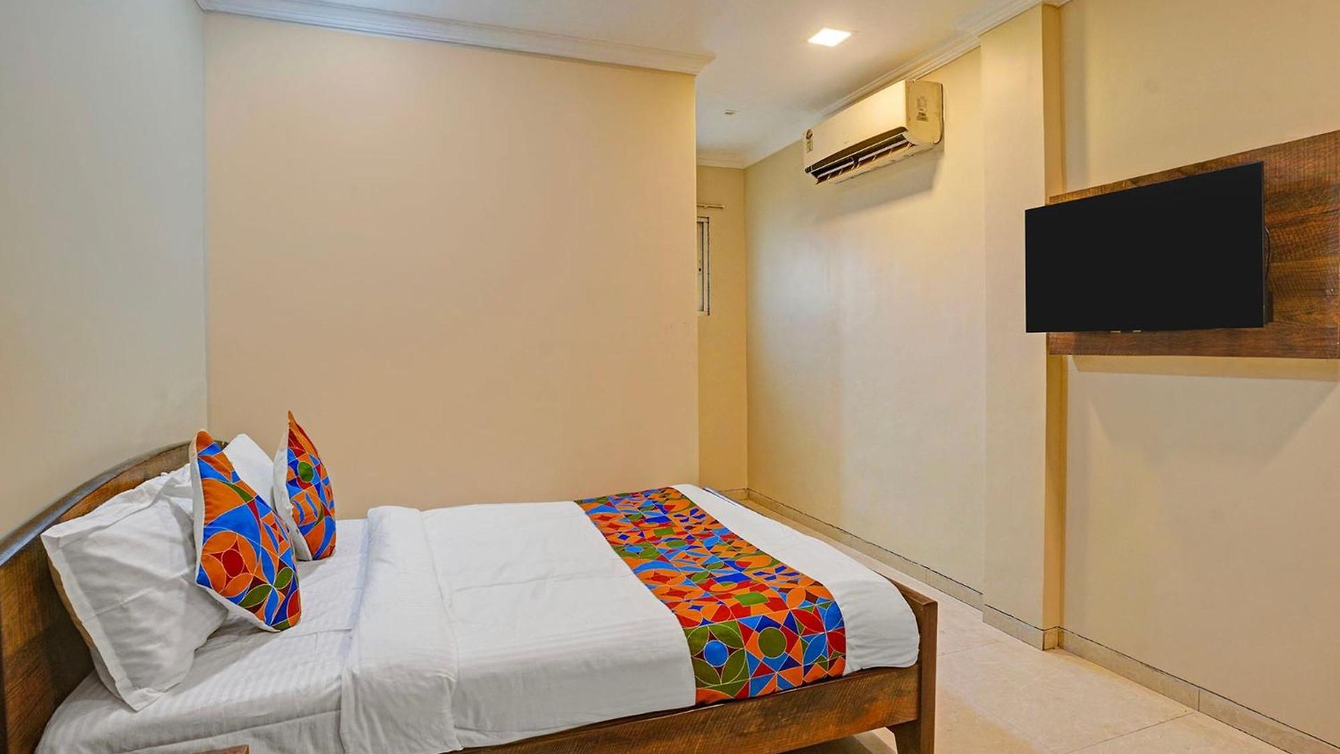 Hotel Via Land Mumbai