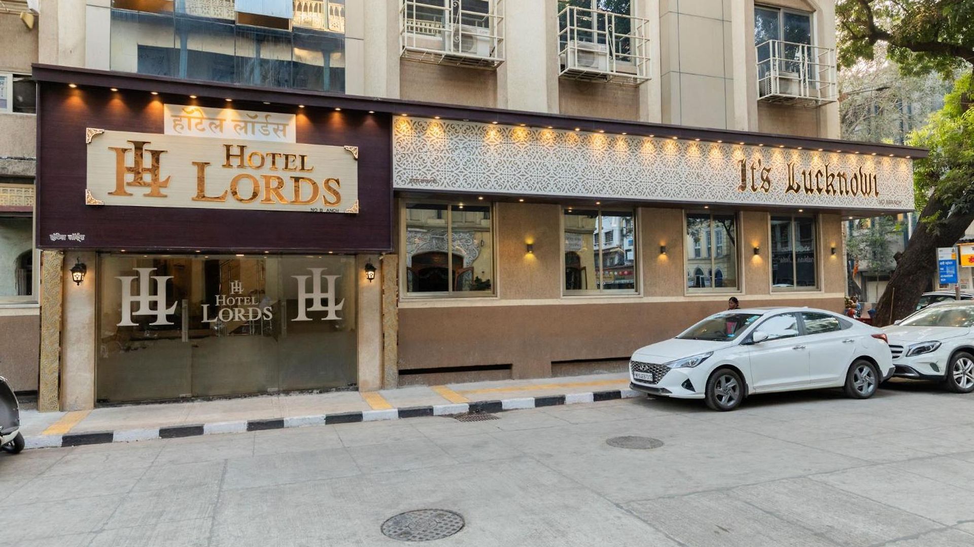 Lords, Hotel Mumbai