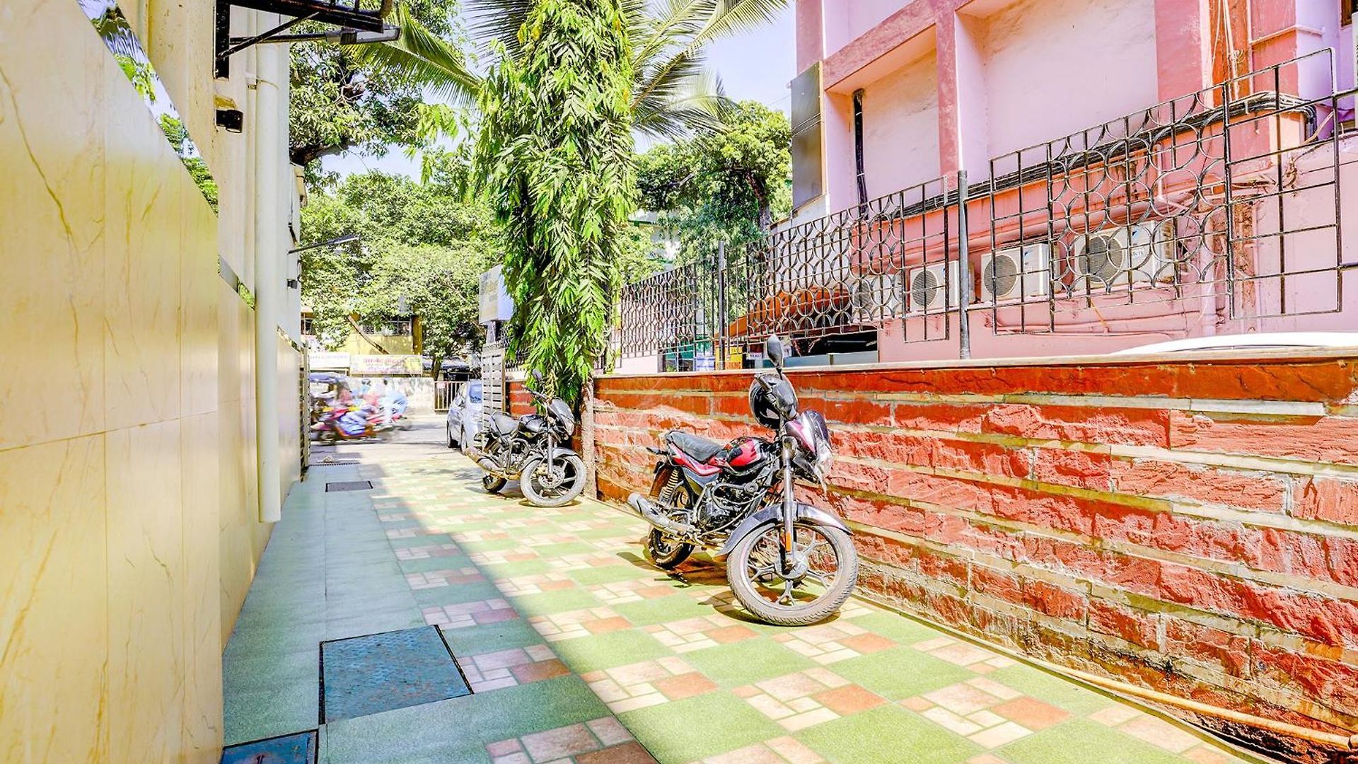 Hotel O Shalimar Mumbai