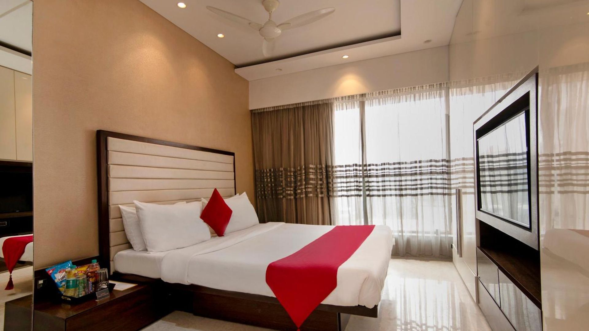 Theory9 Premium Service Khar * Mumbai