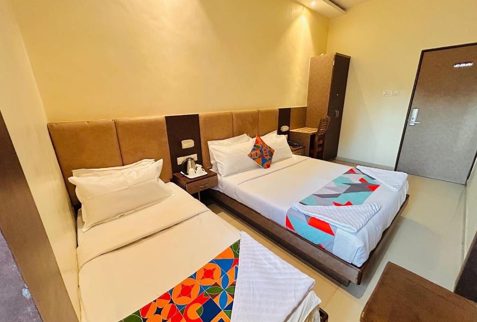 West Inn-near International Airport Hotel Mumbai