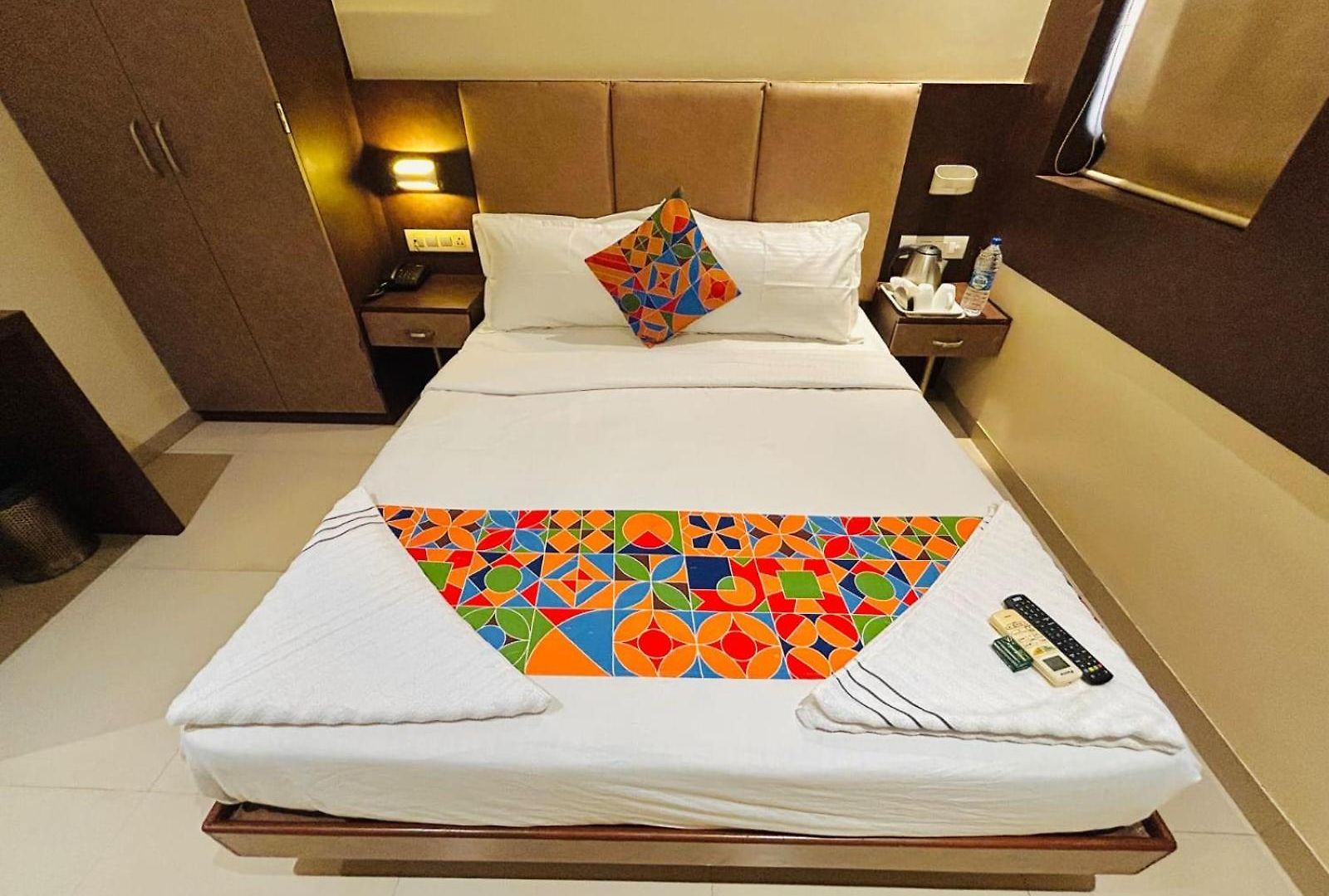 West Inn-near International Airport 3*