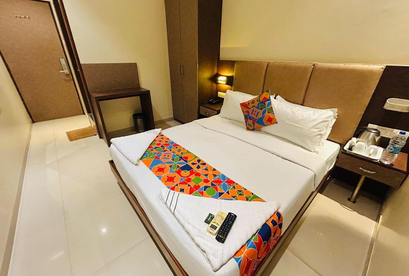 West Inn-near International Airport Hotel Mumbai
