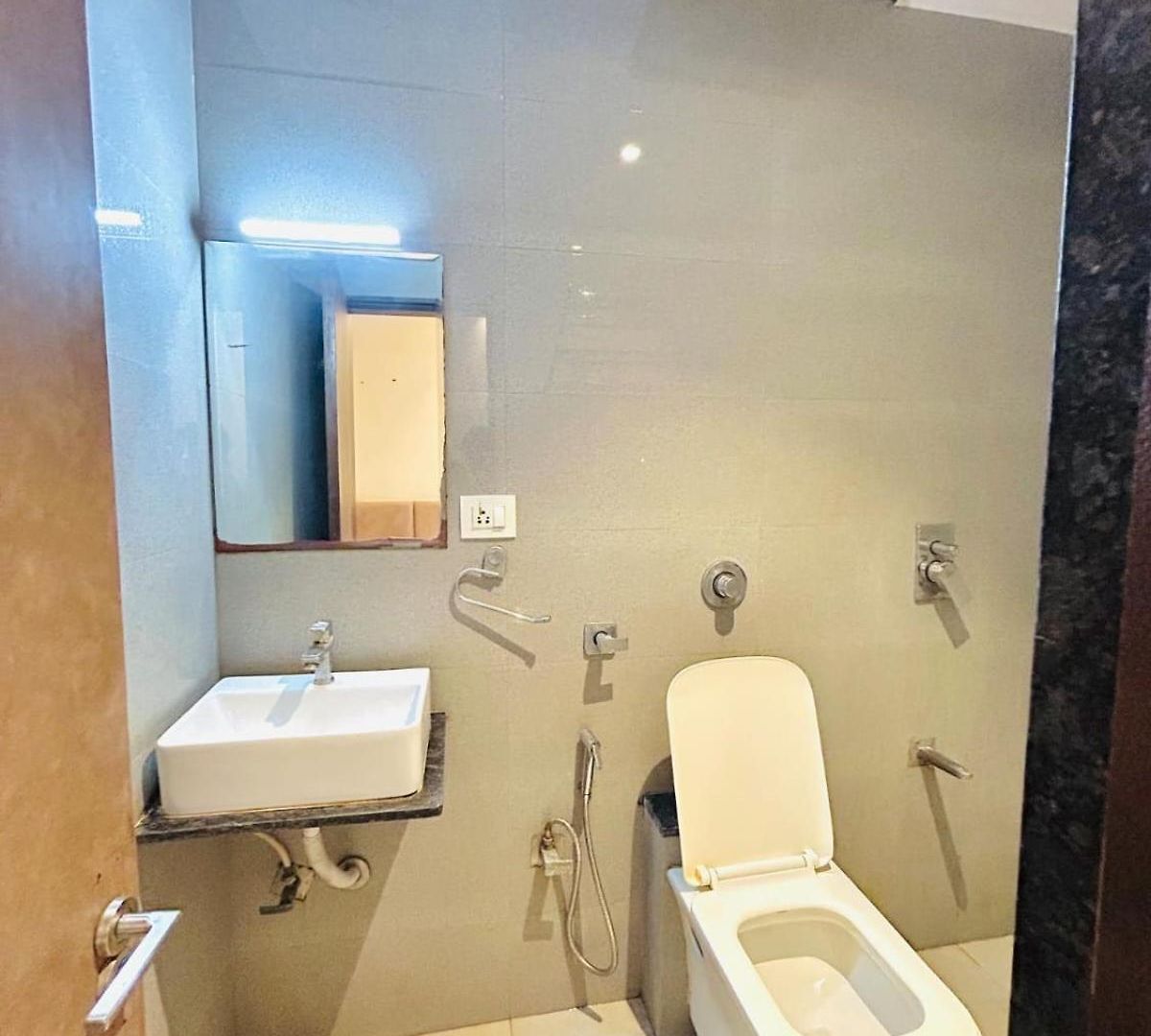 West Inn-near International Airport Mumbai