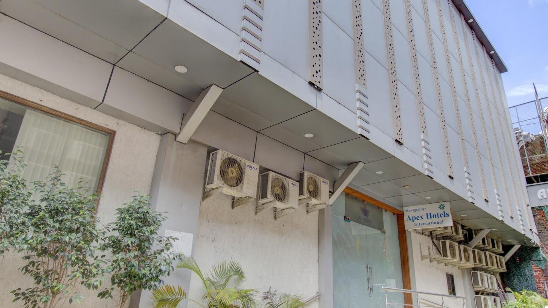 O Address Mumbai