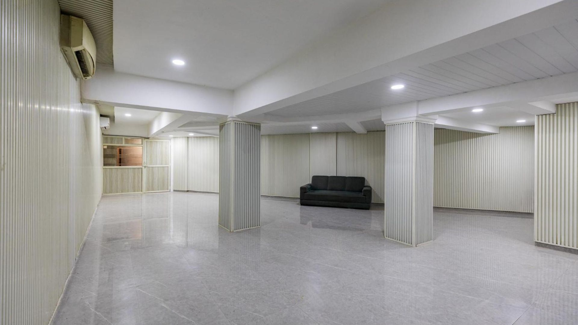 Hotel Jk Regency, International 3*