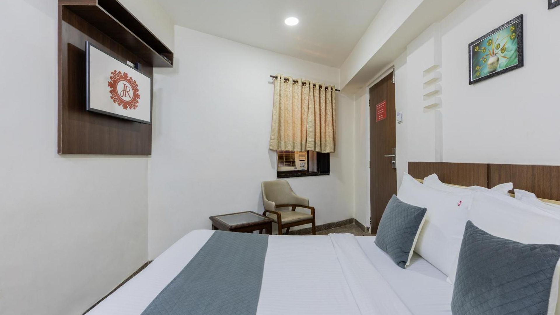Hotel Jk Regency, International Mumbai