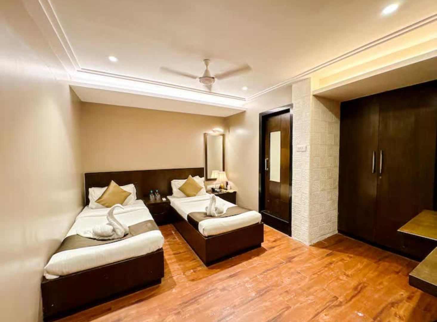 Gulf Mumbai- The Boutique Colaba 4*