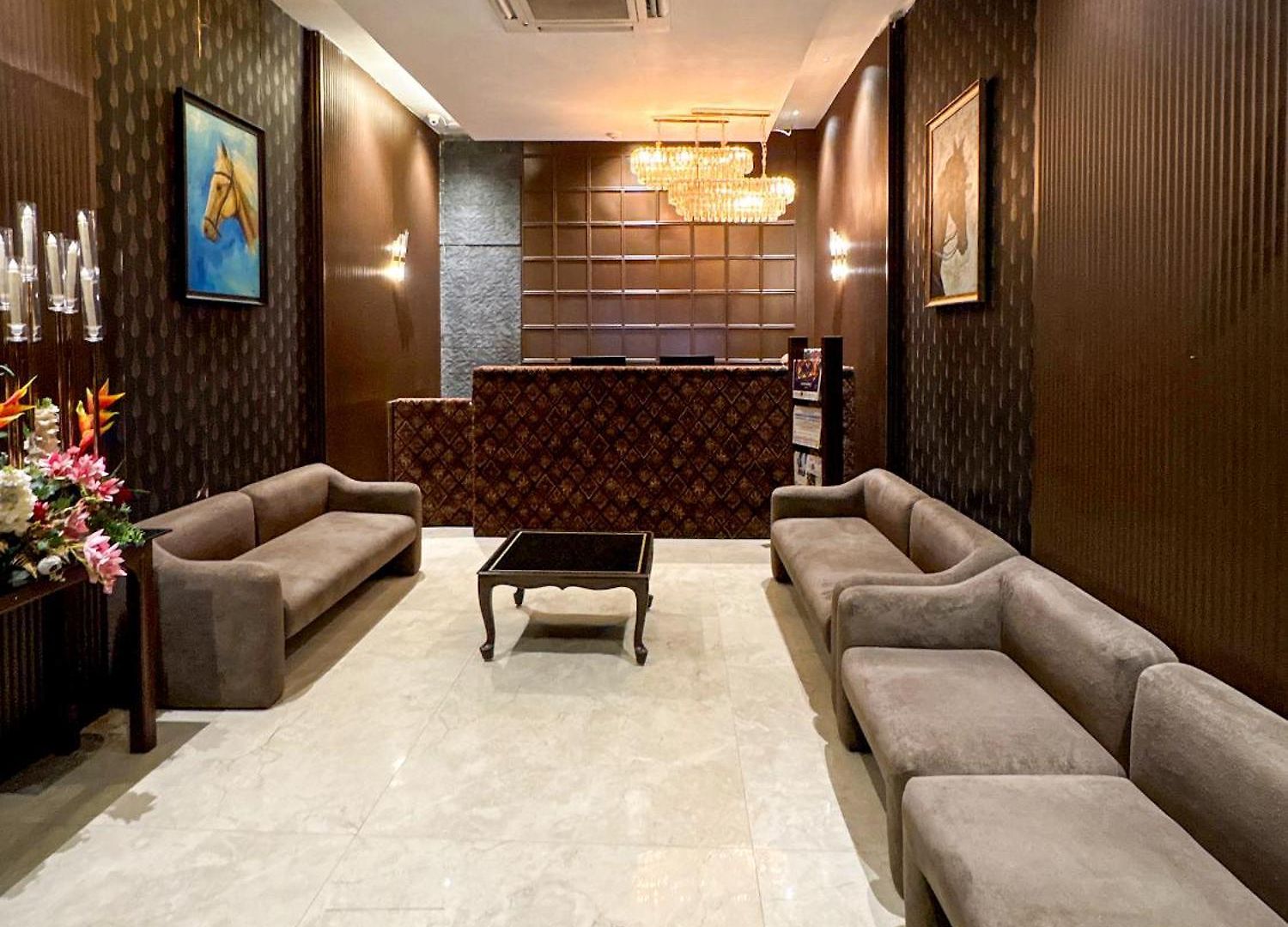 Gulf Mumbai- The Boutique Colaba 4*