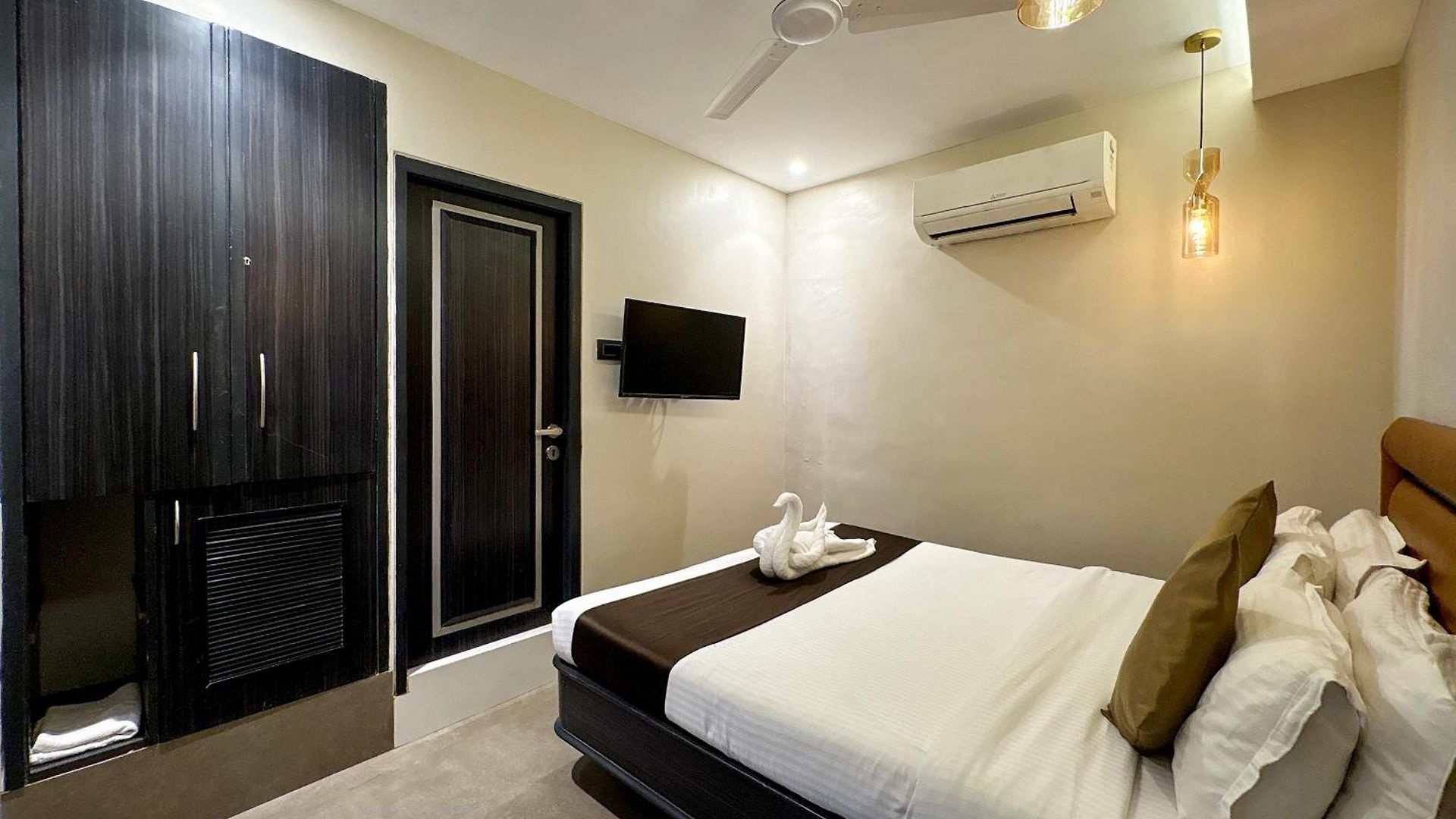 Hotel Gulf Mumbai- The Boutique Colaba