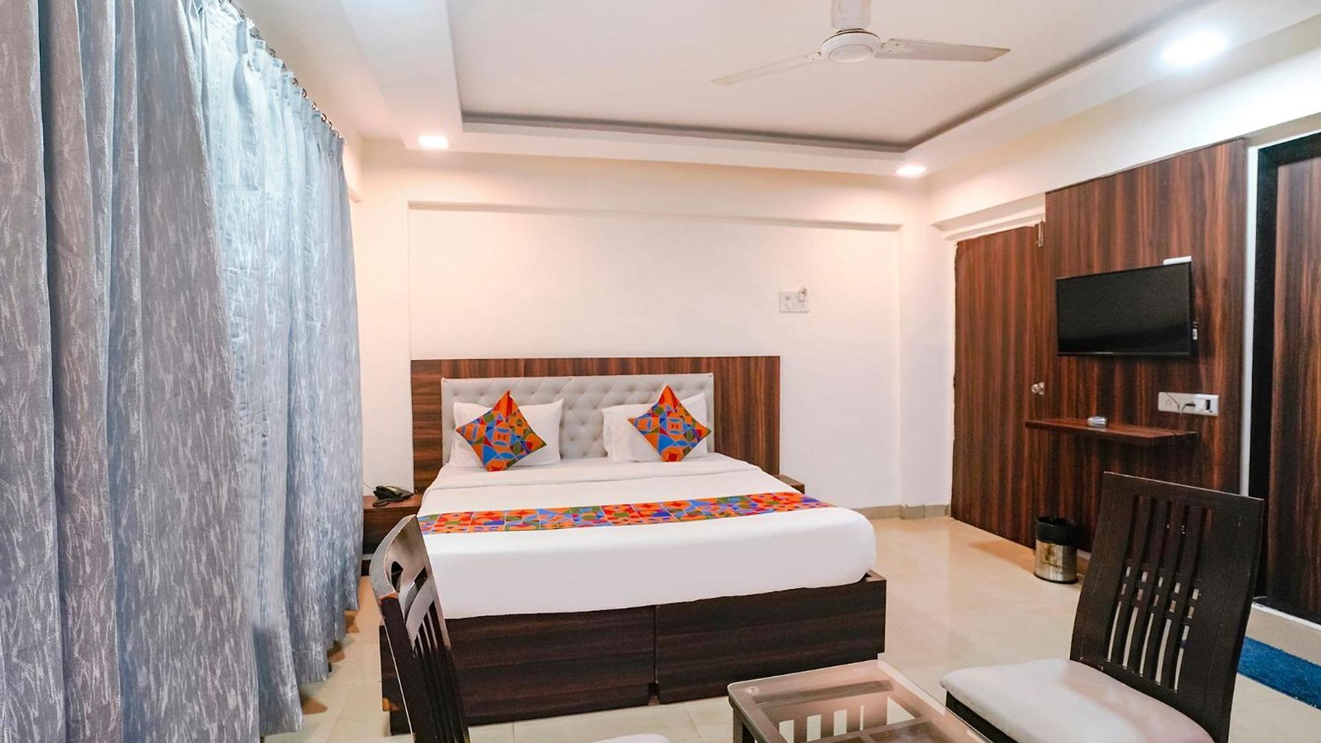 Fabhotel Arsh Executive Mumbai