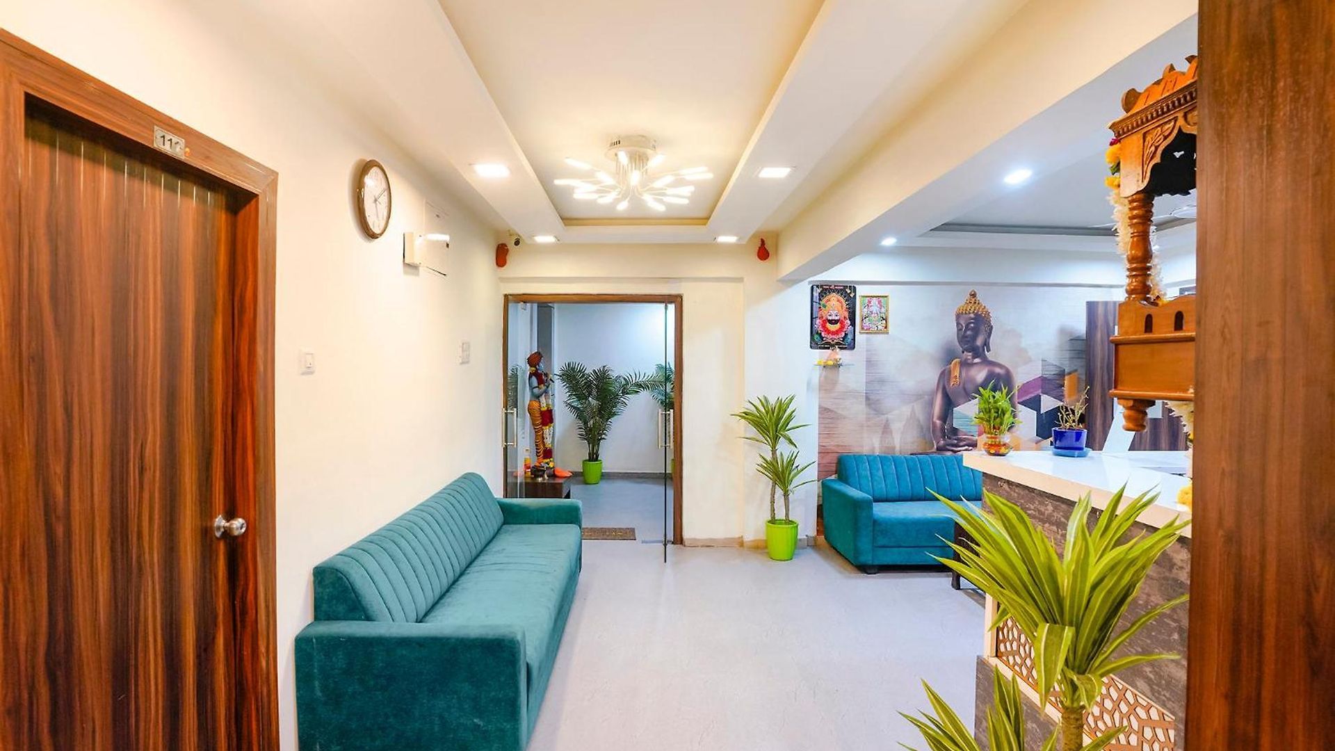 Hotel Fabhotel Arsh Executive Mumbai