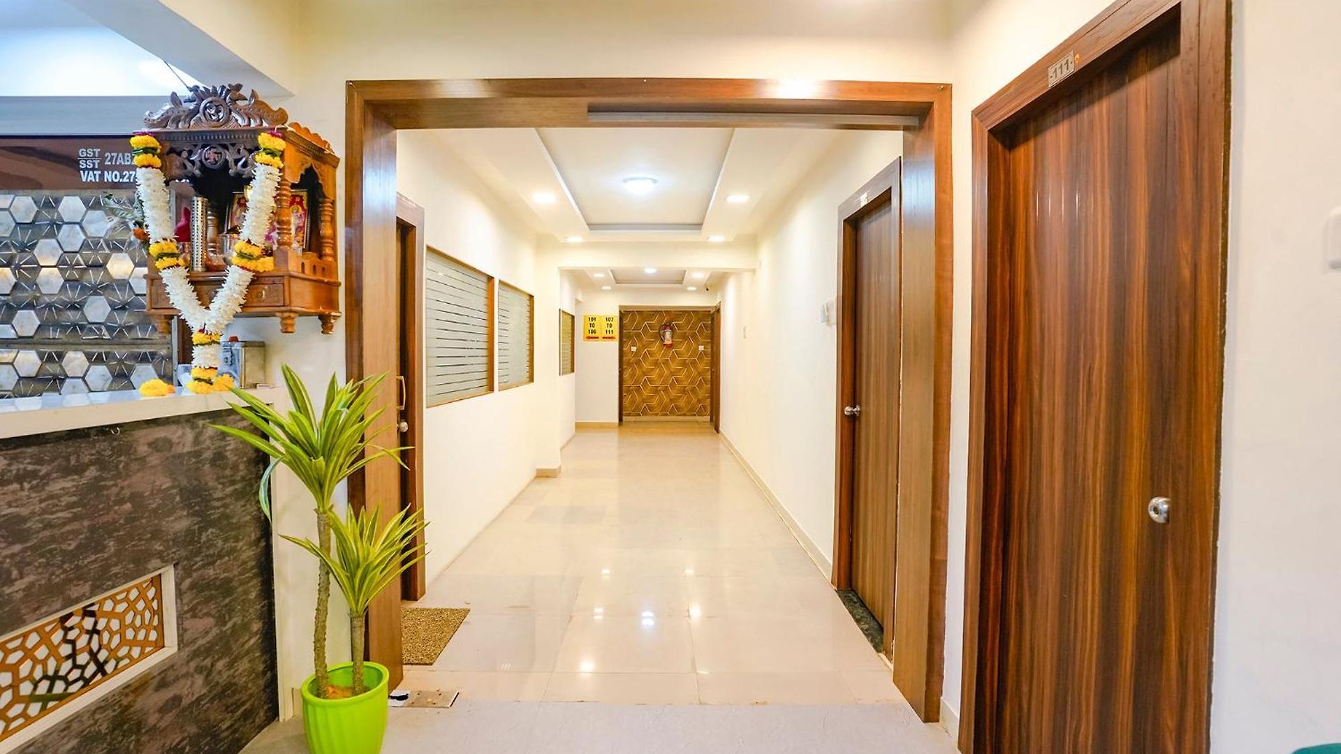 Fabhotel Arsh Executive