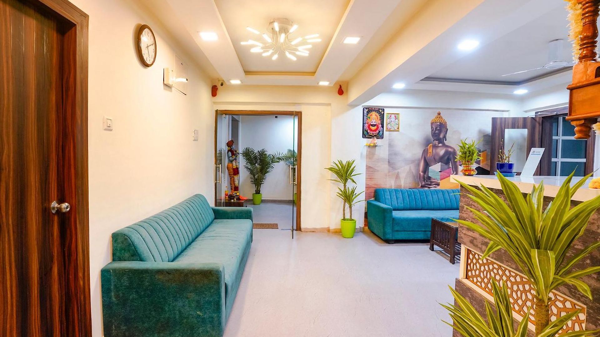 Fabhotel Arsh Executive Hotel
